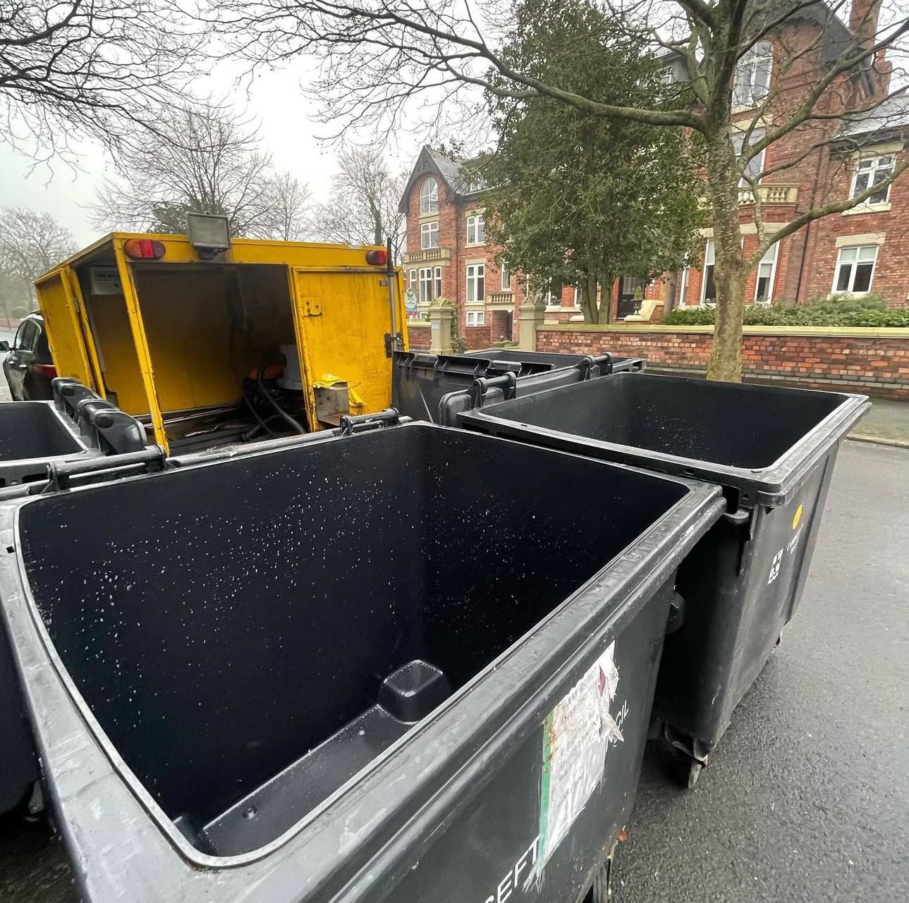 commercial bin cleaning liverpool
