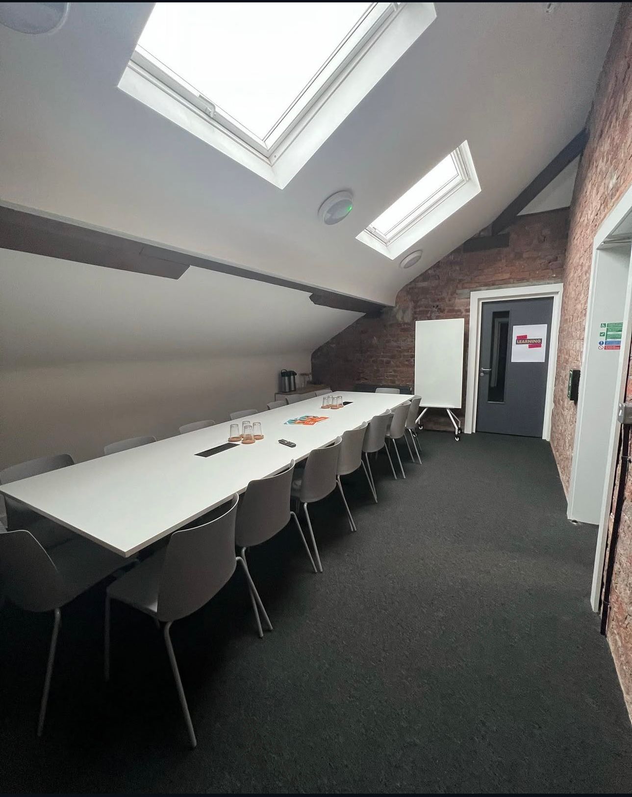 liverpool office cleaning